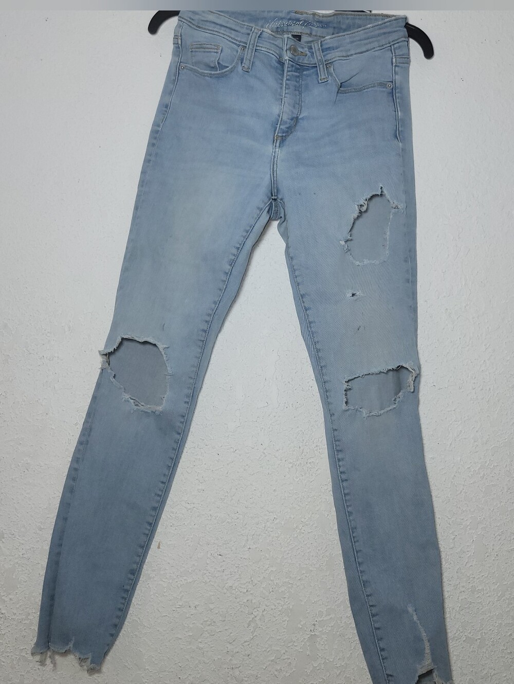 Light Blue Distressed Women’s Skinny Jeans